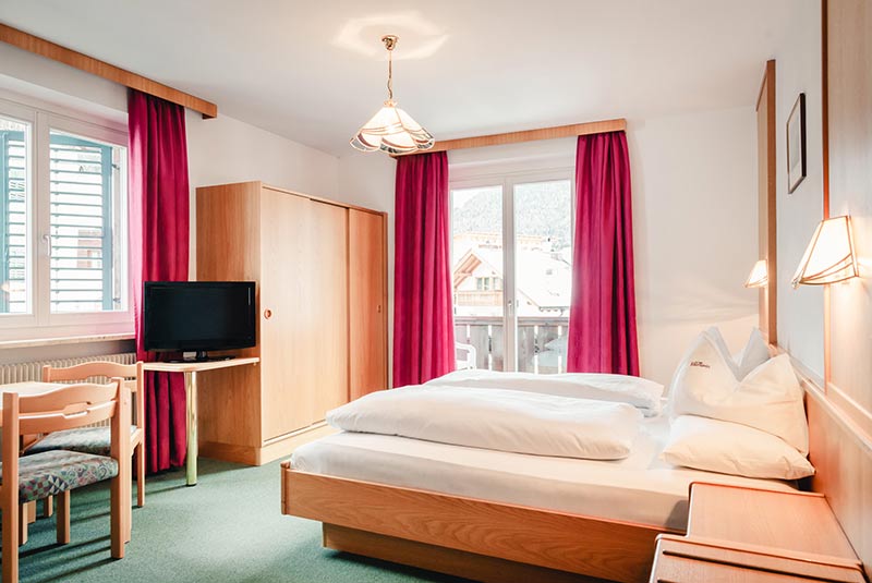 Zimmer Ciampinoi - Doppelzimmer & TV - Hotel Kristiania